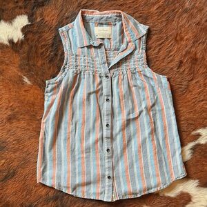 Old Ranch Stripe Sleeveless Smocked Button Down Shirt Medium